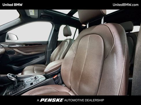 Used 2021 BMW X1 sDrive28i w/ Premium Package FWD image 12