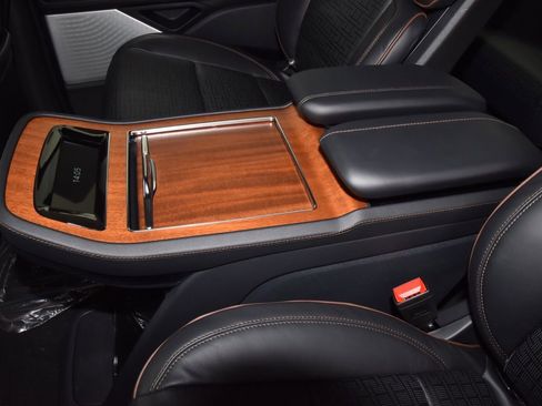 New 2026 Lincoln Navigator L Black Label AWD/4WD image 20