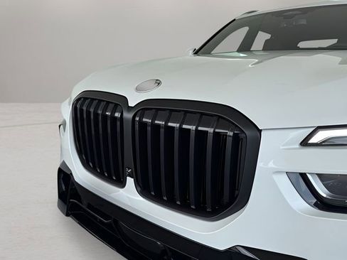 Used 2026 BMW X7 xDrive40i AWD/4WD image 2