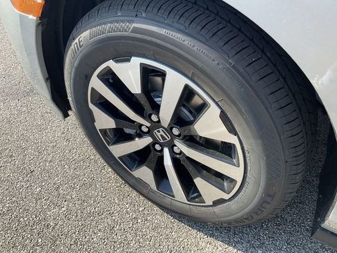 Used 2026 Honda Odyssey EX-L image 18