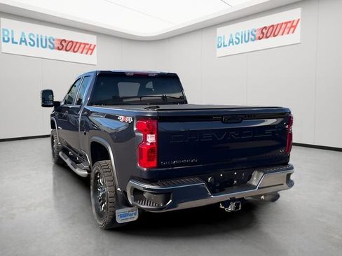 Used 2024 Chevrolet Silverado 2500 LT w/ Snow Plow Prep/Camper Package image 5