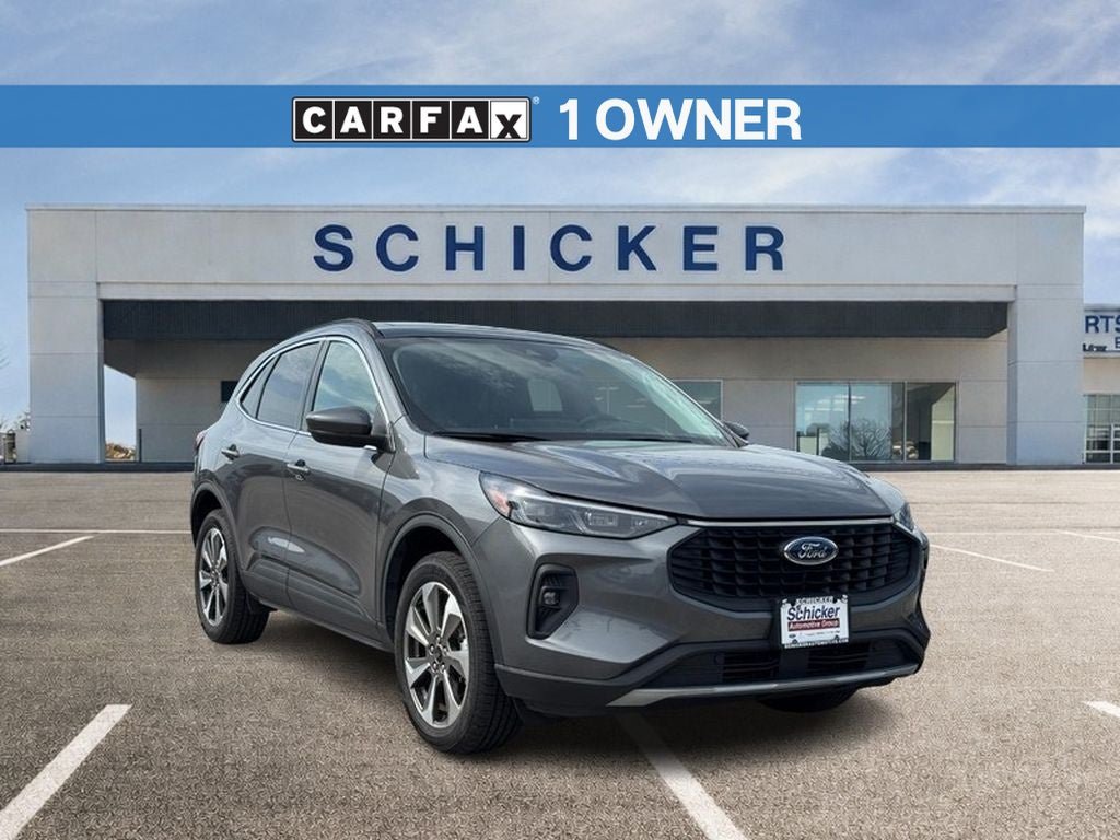 Used 2025 Ford Escape Platinum AWD/4WD image 1