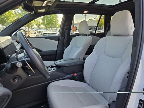 Used 2026 Lexus TX 350 AWD w/ Technology Package image 35