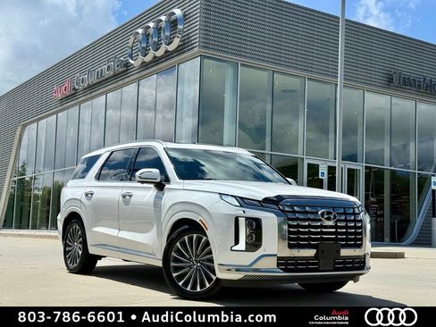 Used 2024 Hyundai Palisade Calligraphy AWD/4WD image 2