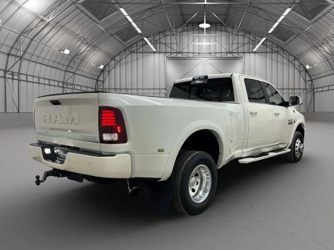 Used 2018 RAM 3500 Laramie Longhorn image 7