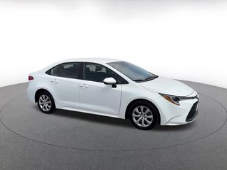 Used 2025 Toyota Corolla LE FWD video 2
