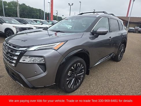 Used 2025 Nissan Rogue Platinum w/ Platinum Premium Package AWD/4WD image 3