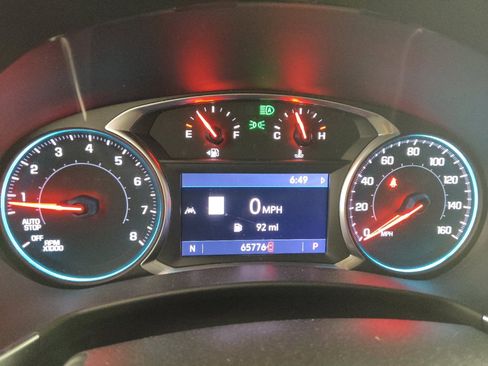 Used 2020 Chevrolet Equinox LT FWD image 23