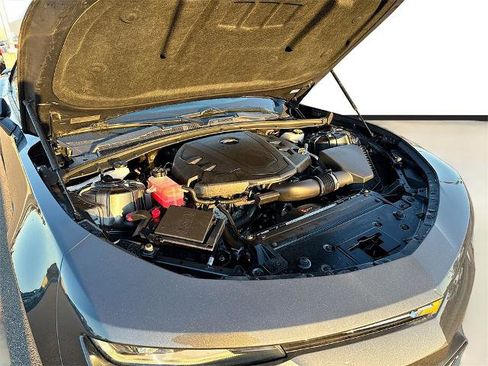 Used 2017 Chevrolet Camaro LT image 18