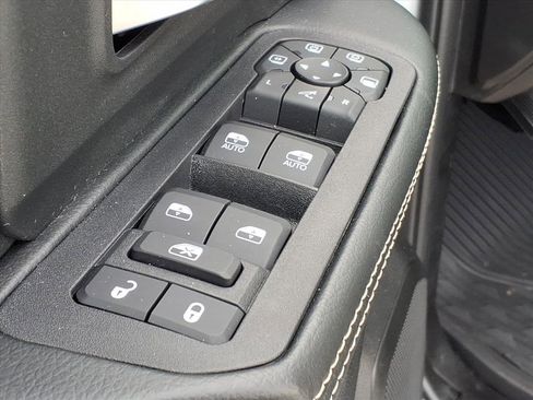 Used 2025 RAM 2500 Big Horn image 12