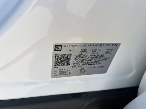 Used 2022 GMC Terrain SLT w/ Elevation Edition image 31