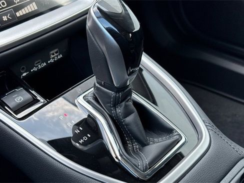 New 2025 Subaru Outback Premium image 18