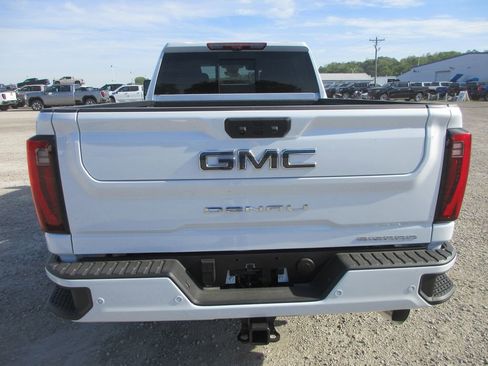 New 2026 GMC Sierra 2500 Denali Ultimate w/ Max Trailering Package AWD/4WD image 6