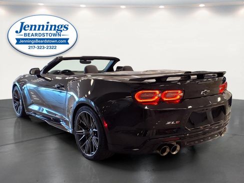 Used 2022 Chevrolet Camaro ZL1 RWD image 3