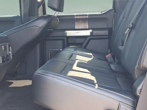 Used 2022 Ford F250 Lariat w/ Lariat Ultimate Package AWD/4WD image 14