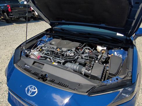 Used 2025 Toyota Camry XSE FWD image 33