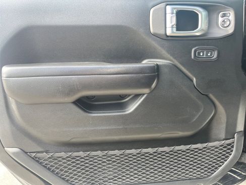 Used 2020 Jeep Wrangler Unlimited Sport S image 15