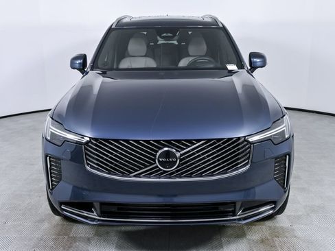 Certified 2026 Volvo XC90 T8 Ultra w/ Protection Package Premier image 39