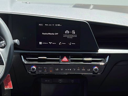 New 2026 Kia Niro LX FWD image 15