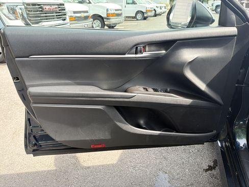 Used 2021 Toyota Camry LE FWD image 16