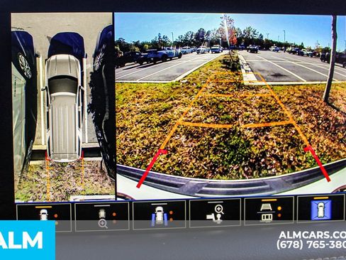 Used 2024 GMC Yukon AT4 image 34