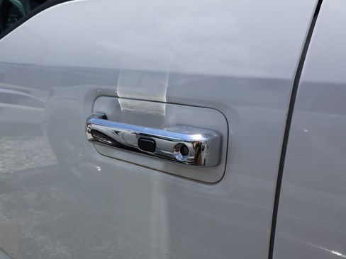 Used 2020 Ford F150 Lariat w/ Equipment Group 502A Luxury AWD/4WD image 25