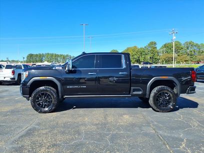 Used 2022 GMC Sierra 2500 Denali w/ Denali Black Diamond Edition