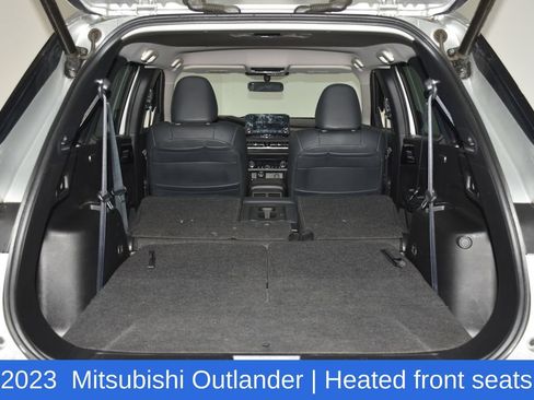 Used 2023 Mitsubishi Outlander SE AWD/4WD image 29
