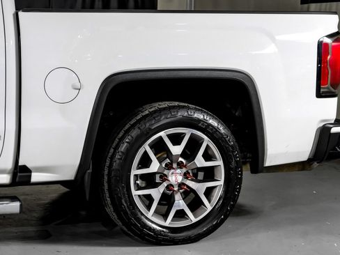 Used 2016 GMC Sierra 1500 SLT w/ All-Terrain Package AWD/4WD image 13