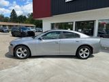 Used 2016 Dodge Charger SXT image 2