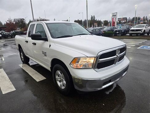 Used 2024 RAM 1500 Classic SLT image 4