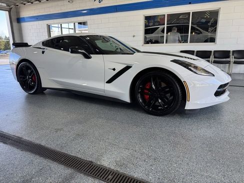 Used 2014 Chevrolet Corvette Stingray Coupe w/ 2LT Preferred Equipment Group image 10