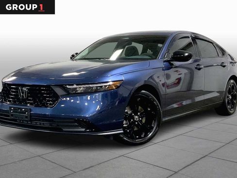 Used 2025 Honda Accord SE image 1