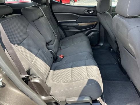 Used 2019 GMC Acadia SLE w/ LPO, Floor Liner Package AWD/4WD image 25