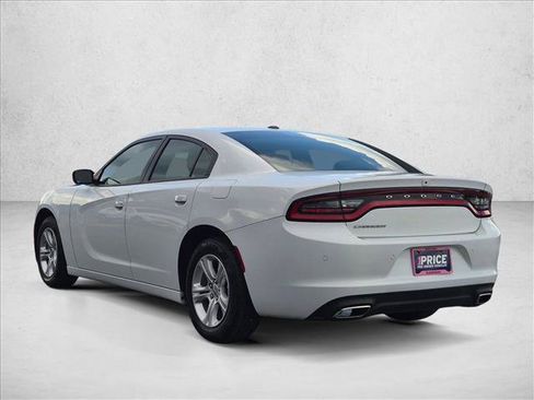 Used 2022 Dodge Charger SXT RWD image 5