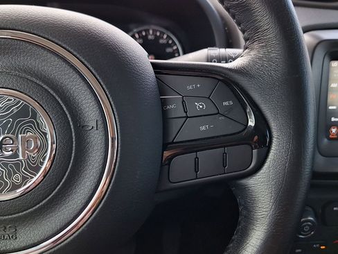 Used 2020 Jeep Renegade Altitude image 15