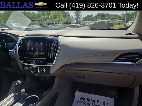 Used 2020 Chevrolet Traverse LT FWD image 30