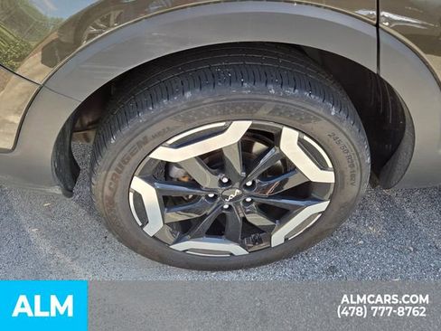 Used 2025 Kia Telluride S image 10