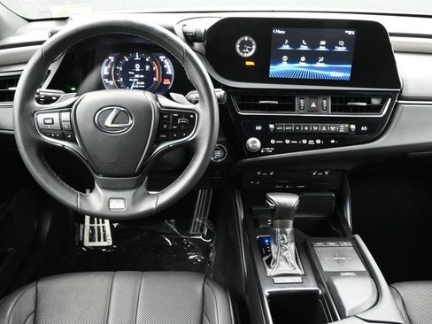 Used 2022 Lexus ES 350 F Sport w/ Accessory Package FWD image 6