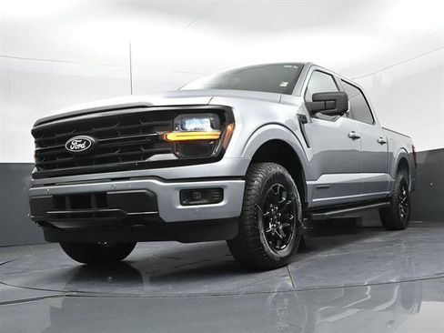 Certified 2024 Ford F150 XLT w/ Equipment Group 302A MID AWD/4WD image 32