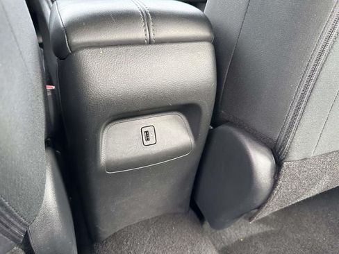 Used 2023 Nissan Sentra SV FWD image 13