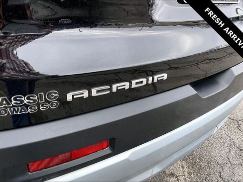 Used 2023 GMC Acadia SLE w/ Driver Convenience Package image 23