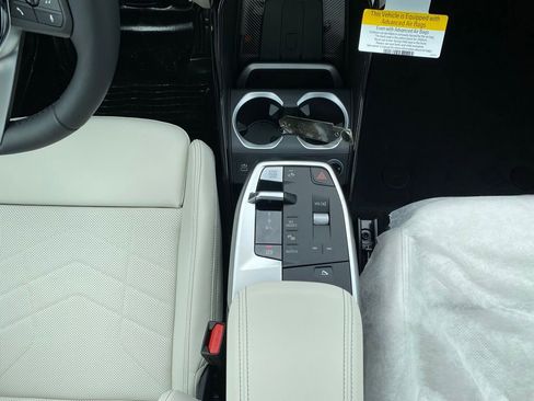 New 2026 BMW X1 xDrive28i w/ Technology Package AWD/4WD image 11