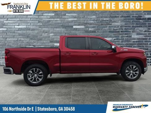 Used 2022 Chevrolet Silverado 1500 LT w/ Z71 Off-Road Package AWD/4WD image 7