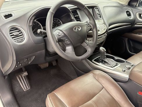 Used 2020 INFINITI QX60 Luxe w/ Essential Package FWD image 4