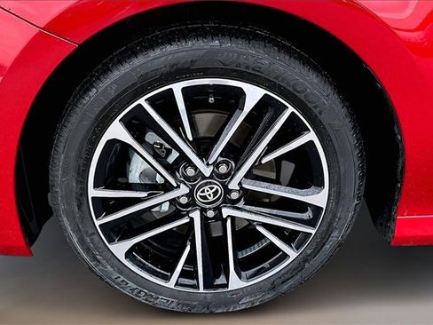 Used 2026 Toyota Camry XLE image 28