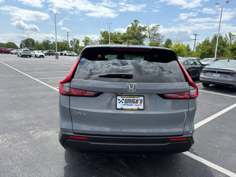 Used 2024 Honda CR-V EX image 5