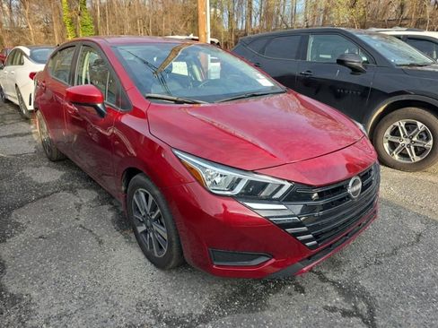 Used 2024 Nissan Versa SV w/ Trunk Package image 3