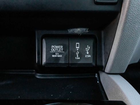 Used 2017 Honda Pilot Touring image 30