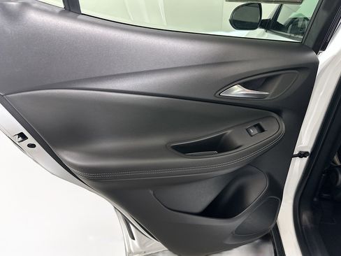 Used 2025 Buick Encore GX Preferred image 25